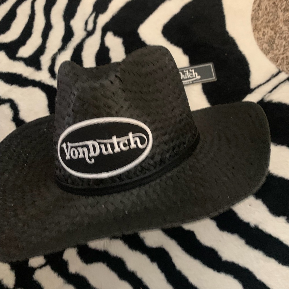 Authentic Von Dutch Black & White Vintage Ranch Cowboy Hat